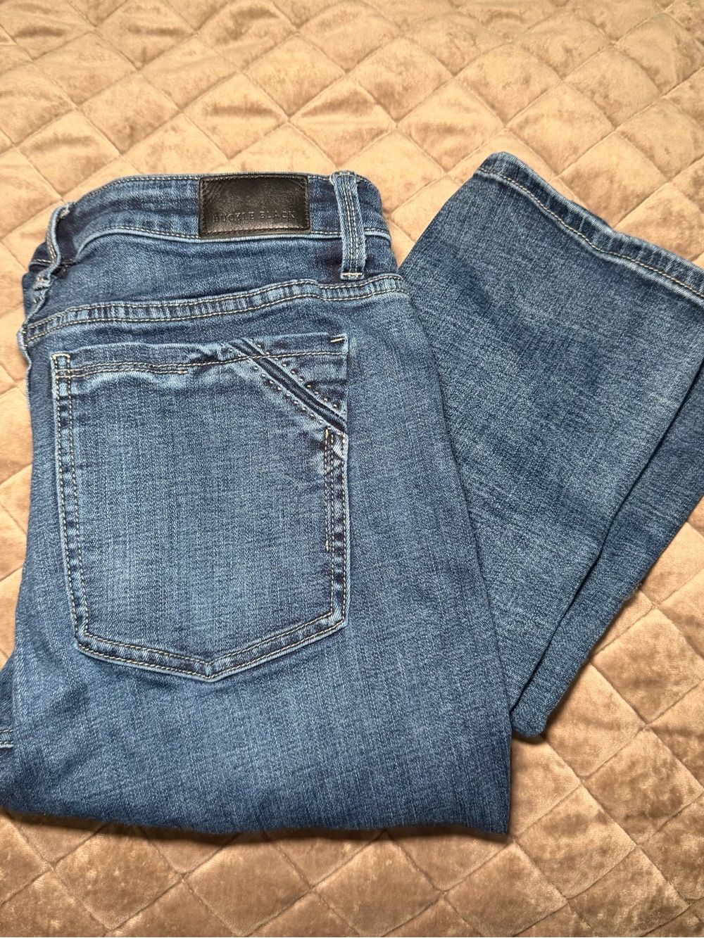 Buckle Women's Straight Leg Jeans - Blue